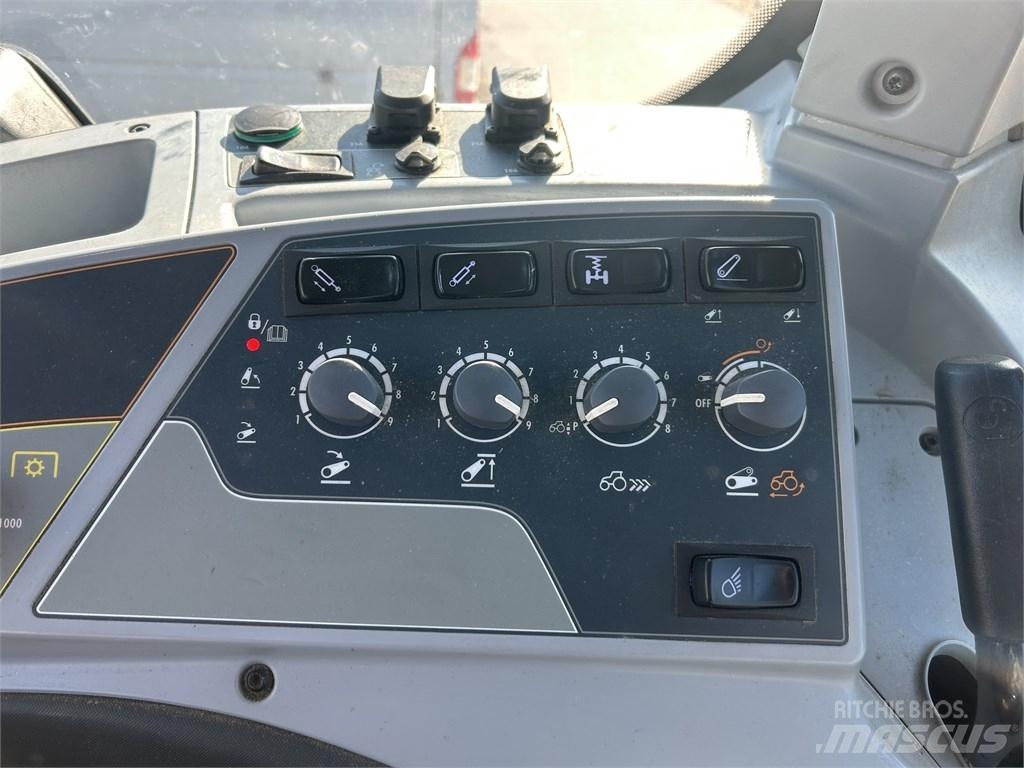 Valtra N 174 VERSU Traktoren