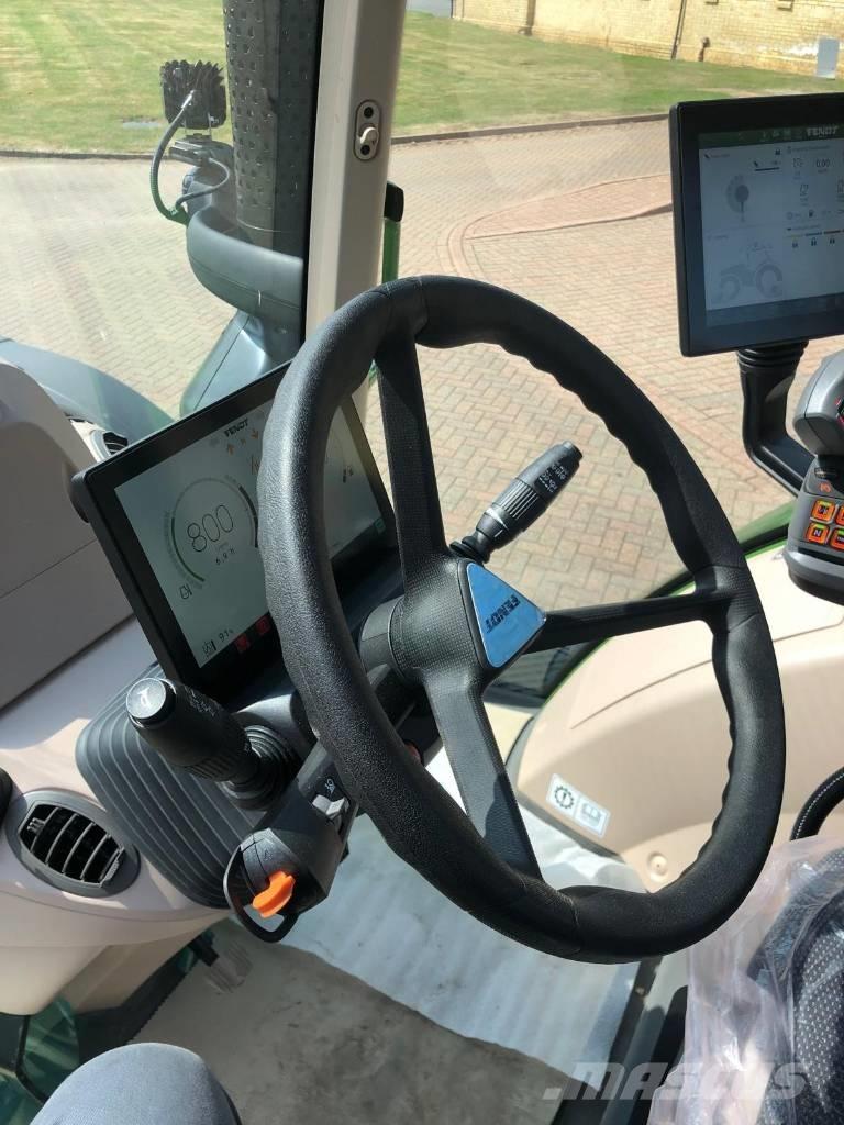 Fendt 718 Vario Traktoren
