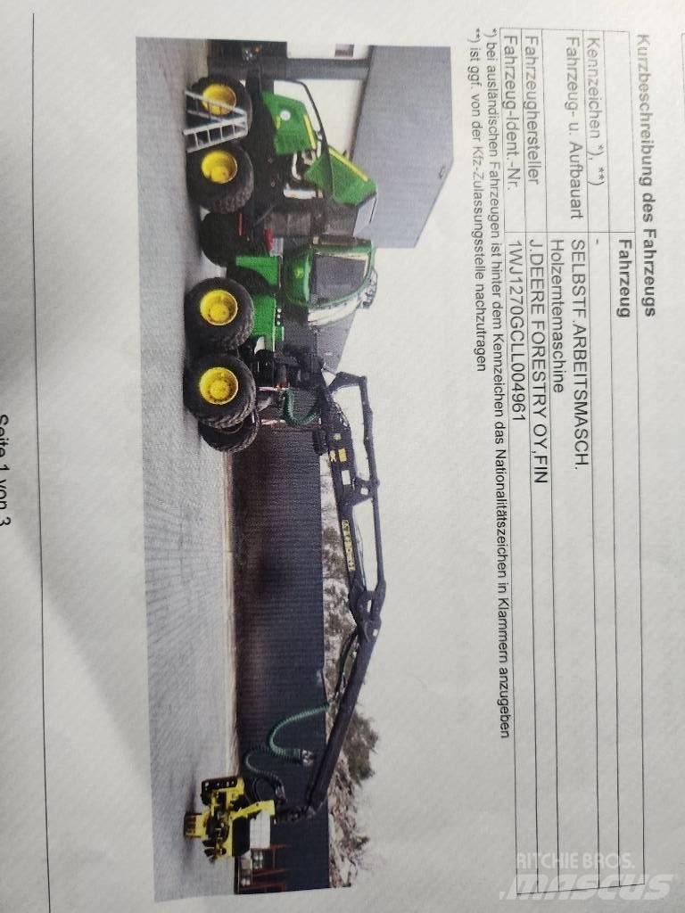 John Deere 1270 G Harvester