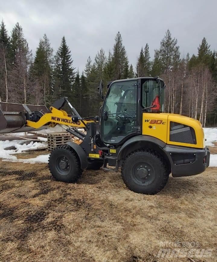 New Holland W80C Radlader