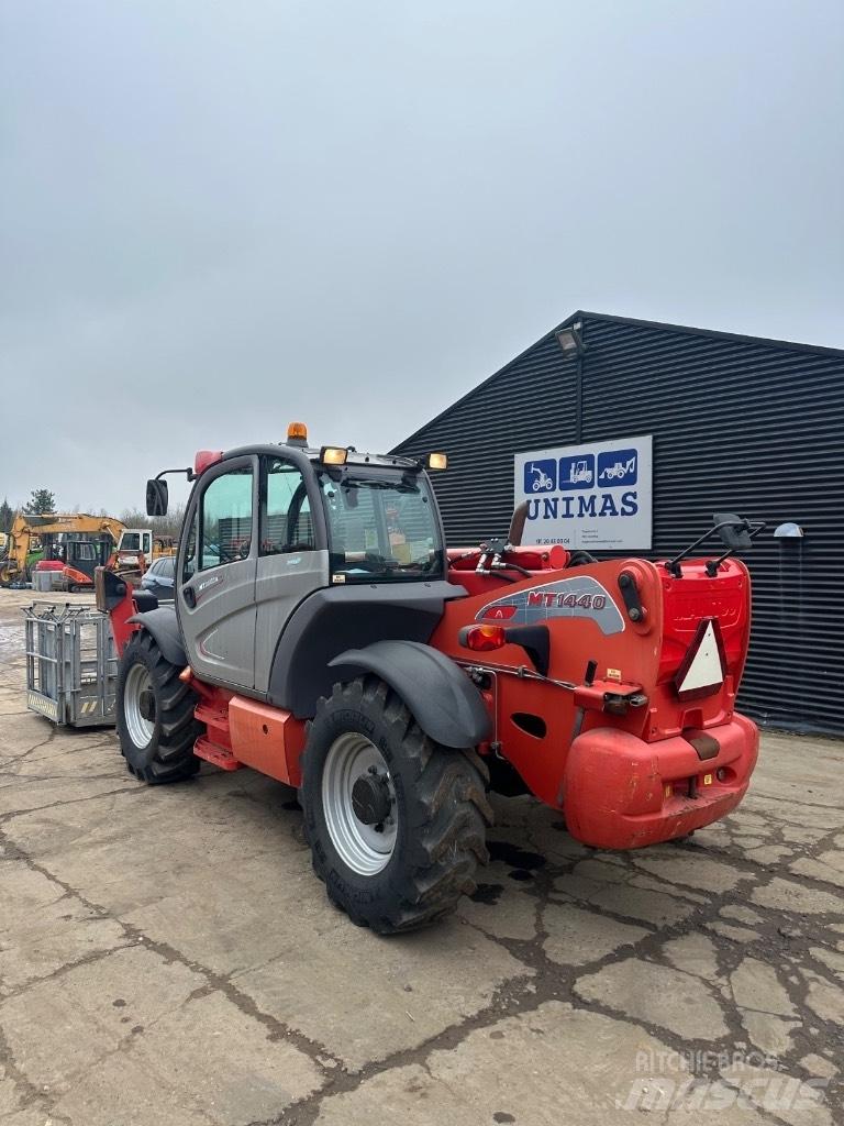 Manitou MT1440 Teleskoplader