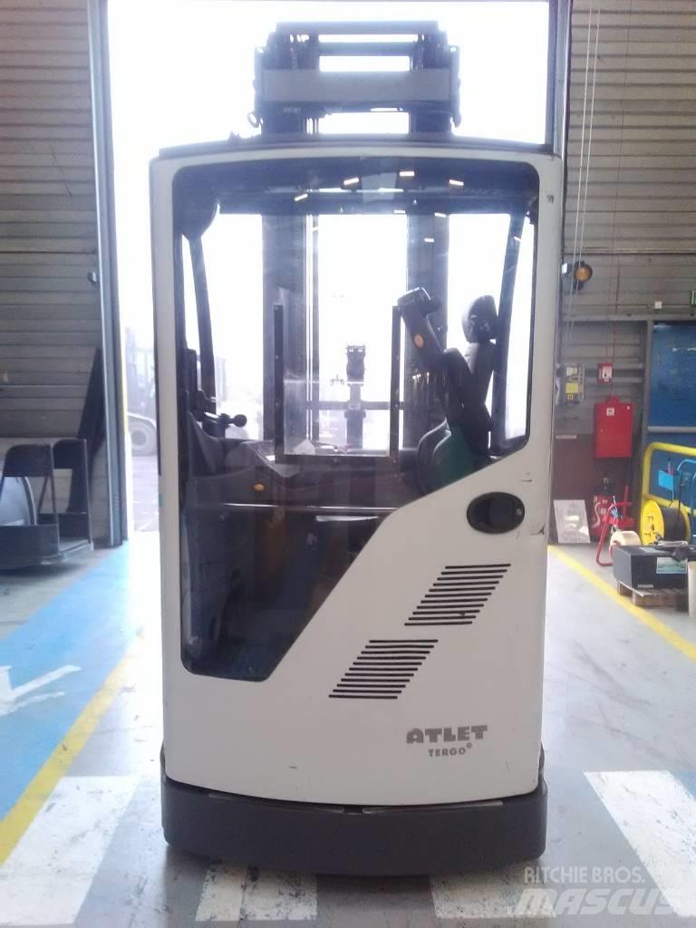 UniCarriers UMS 160 Schubmaststapler