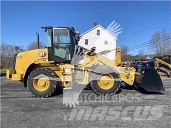 CAT 910 Radlader