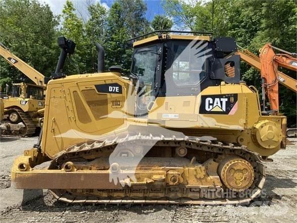 CAT D7E Bulldozer