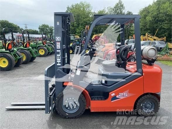 Heli CPYD25 Dieselstapler