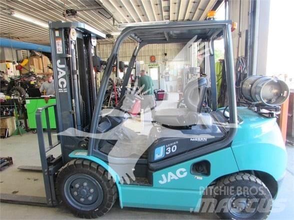 JAC CPQYD30 Dieselstapler