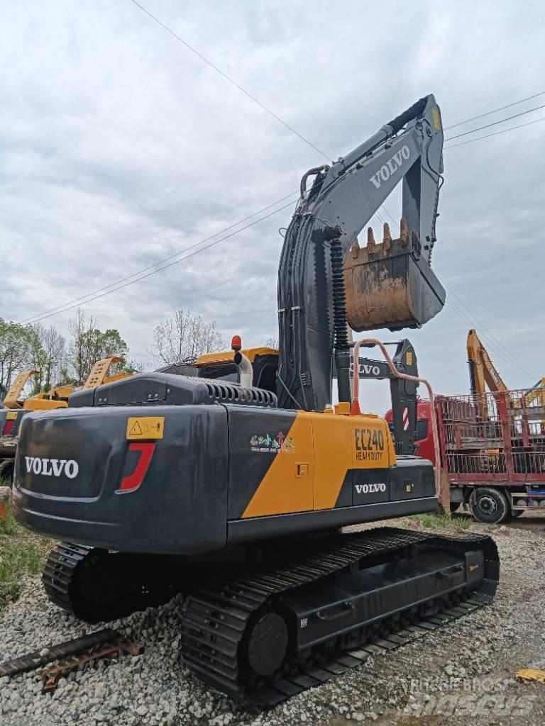 Volvo EC 240 Raupenbagger
