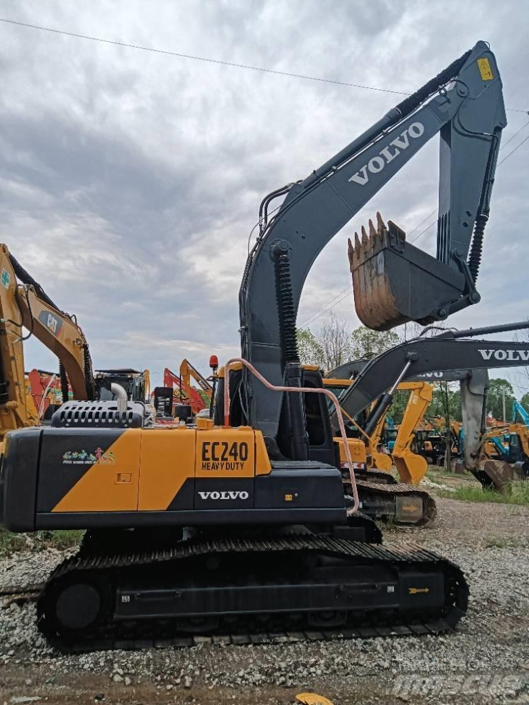 Volvo EC 240 Raupenbagger