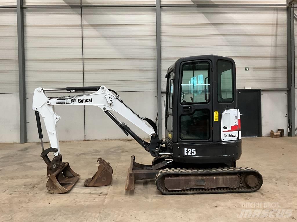Bobcat E 25 Minibagger < 7t