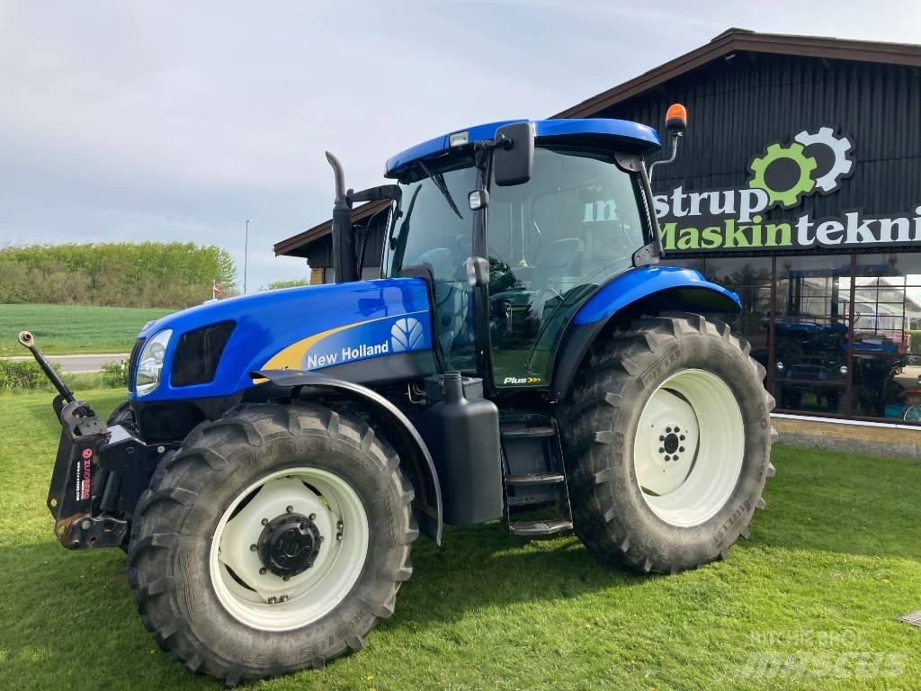 New Holland TS 115 A Traktoren
