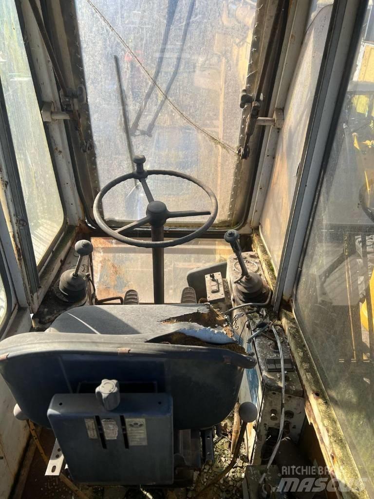 Liebherr 7951 Mobilbagger