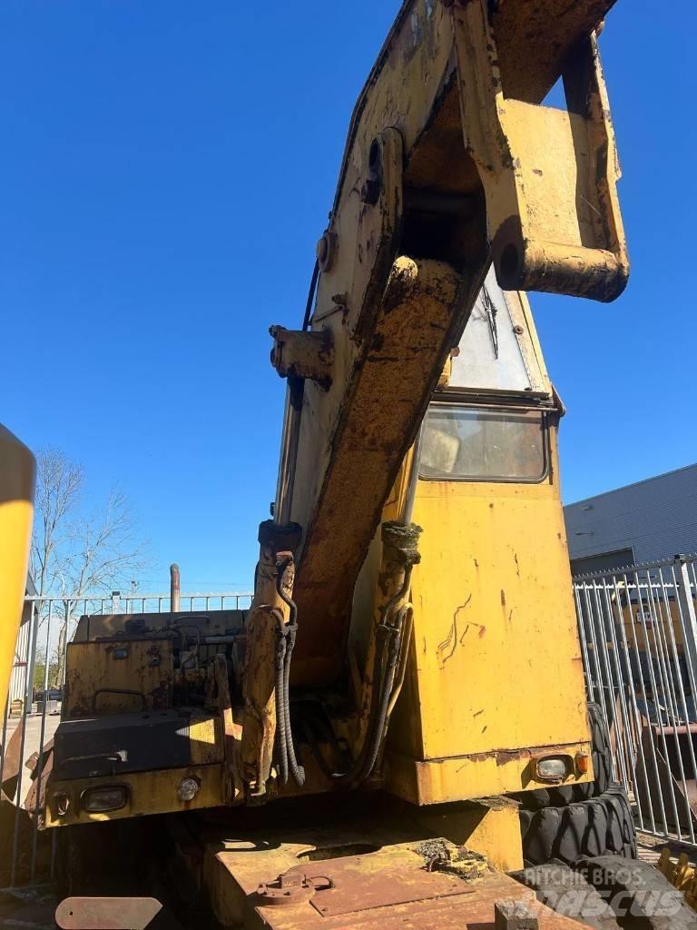 Liebherr 7951 Mobilbagger