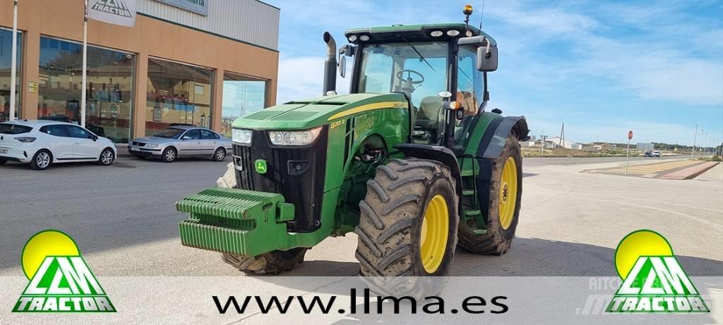 John Deere 8285 R Traktoren