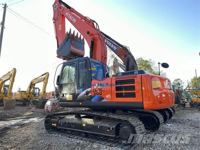 Hitachi ZX 200 Raupenbagger