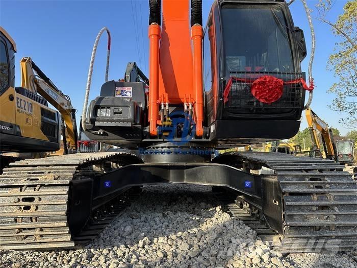Hitachi ZX 200 Raupenbagger