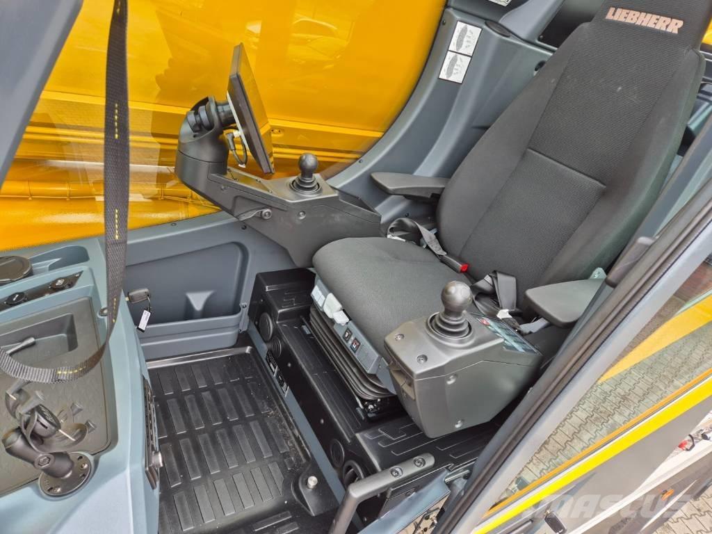 Liebherr LTM1300-6.4 All-Terrain-Krane