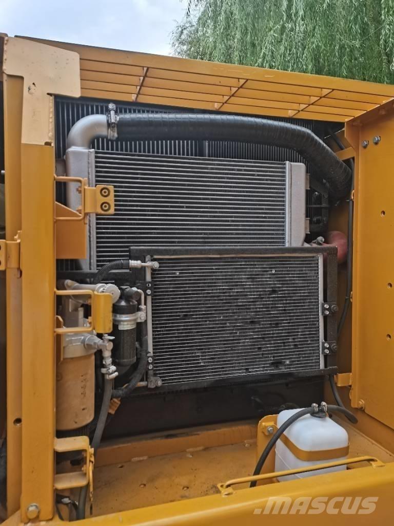 CAT 320D Raupenbagger