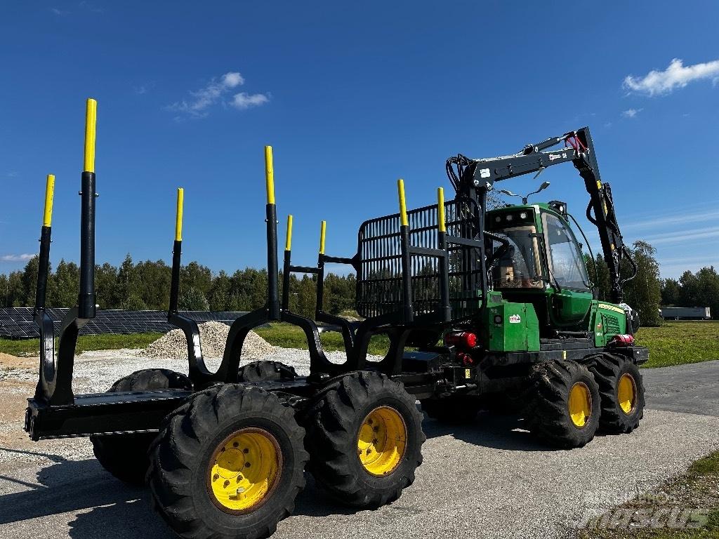 John Deere 810 E Forwarder