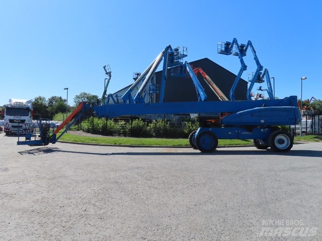 JLG 1350 SJP Teleskopbühnen
