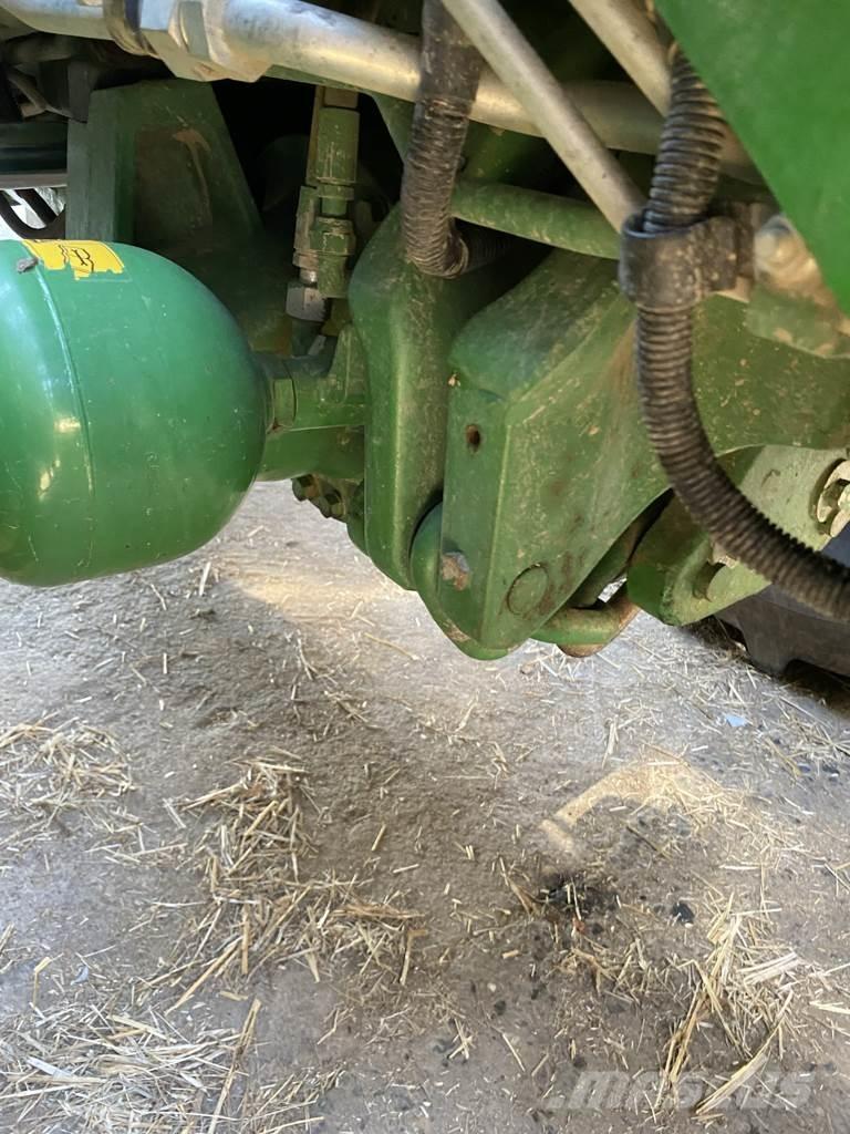 John Deere 6155R Traktoren