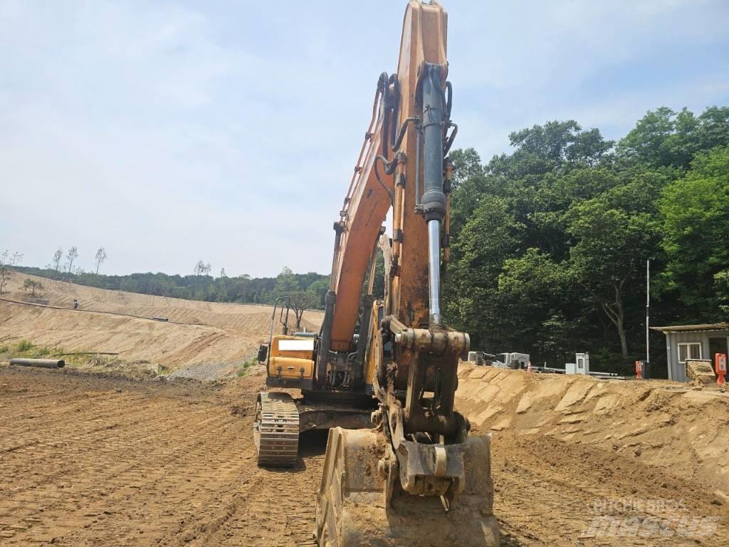 Hyundai Robex 300 LC Raupenbagger