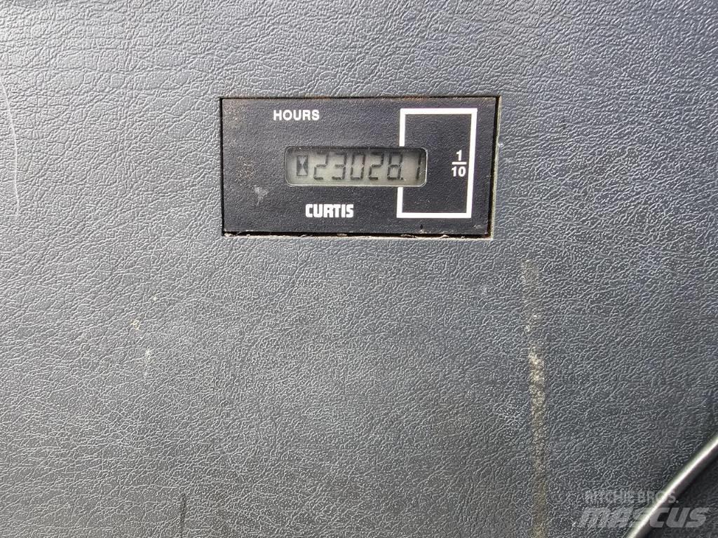 Hyundai Robex 300 LC Raupenbagger