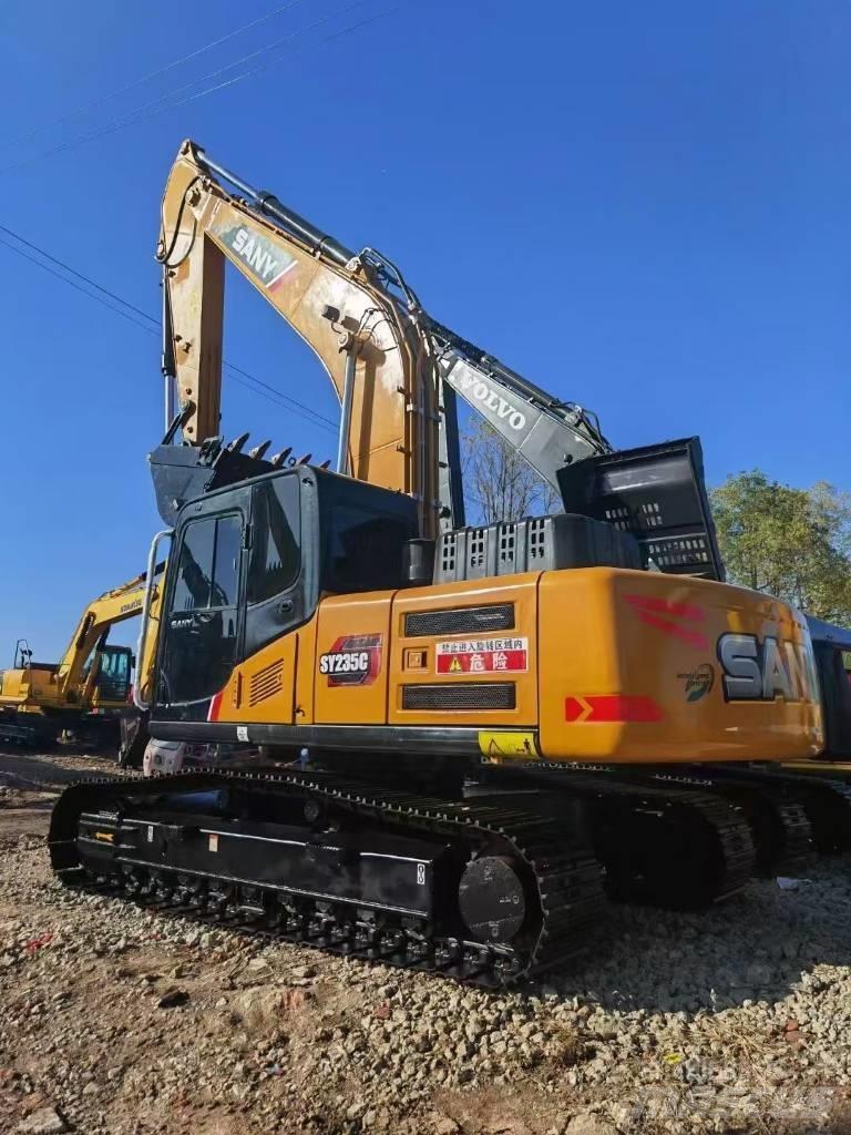 Sany 235C Raupenbagger