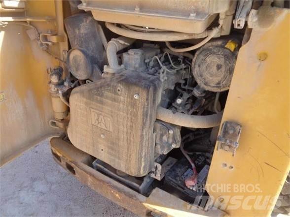 CAT 252B3 Kompaktlader