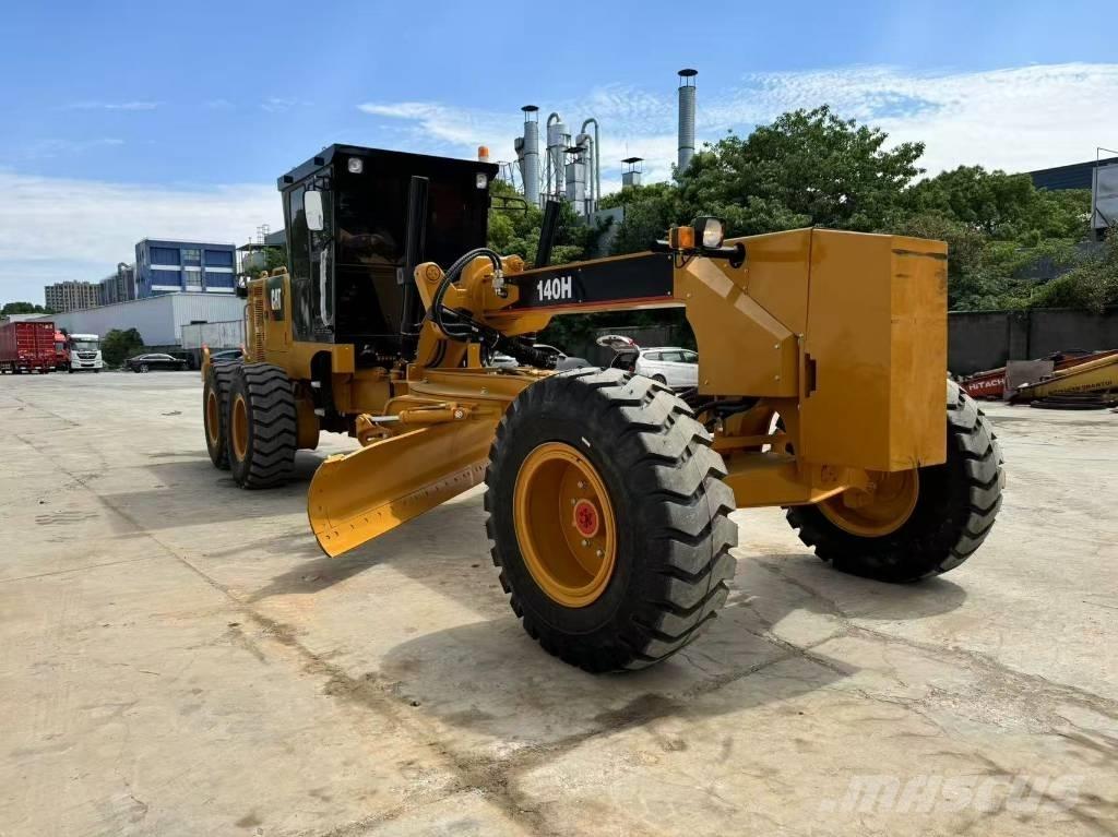 CAT 140H Grader