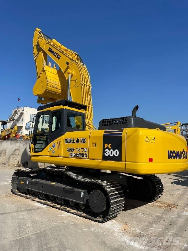 Komatsu PC 300-7 Raupenbagger