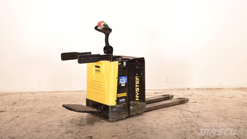Hyster P 2.0 S Gabelstapler mit Fahrerstand