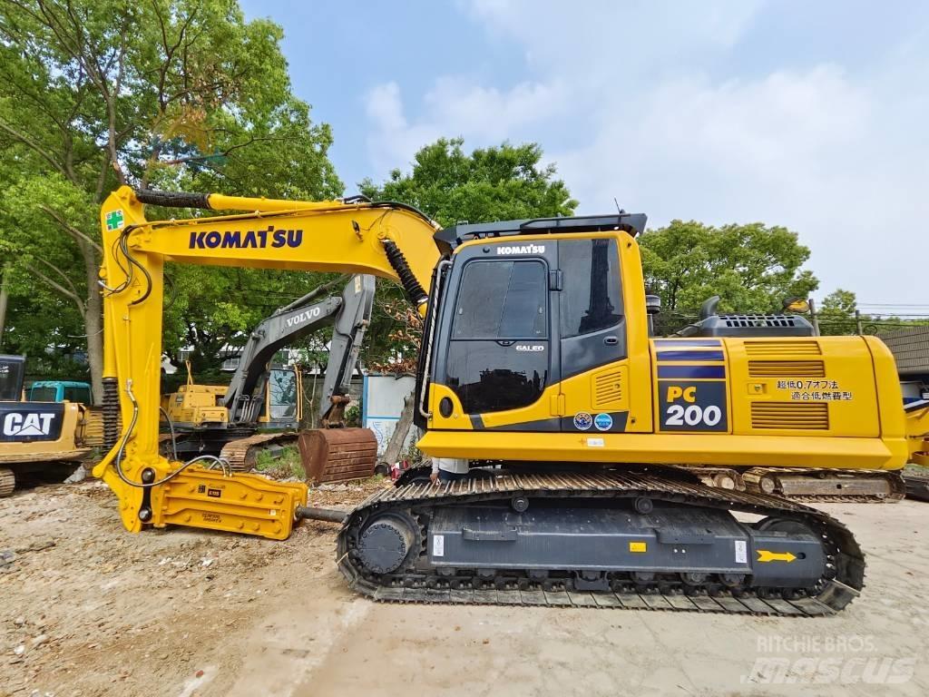 Komatsu PC 200-8 Raupenbagger