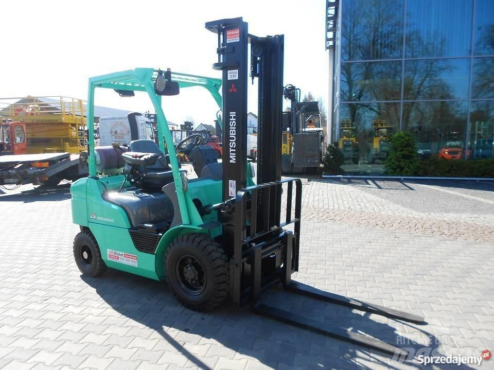 Mitsubishi FG25N Gasstapler