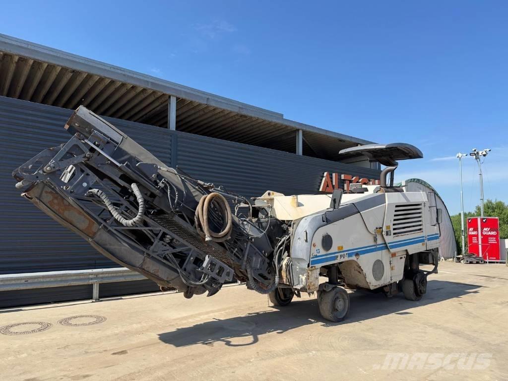 Wirtgen W 100 F Asphaltfräsen