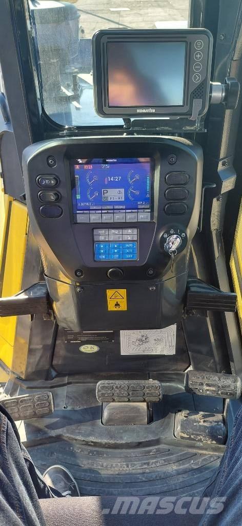 Komatsu D65EXi Bulldozer