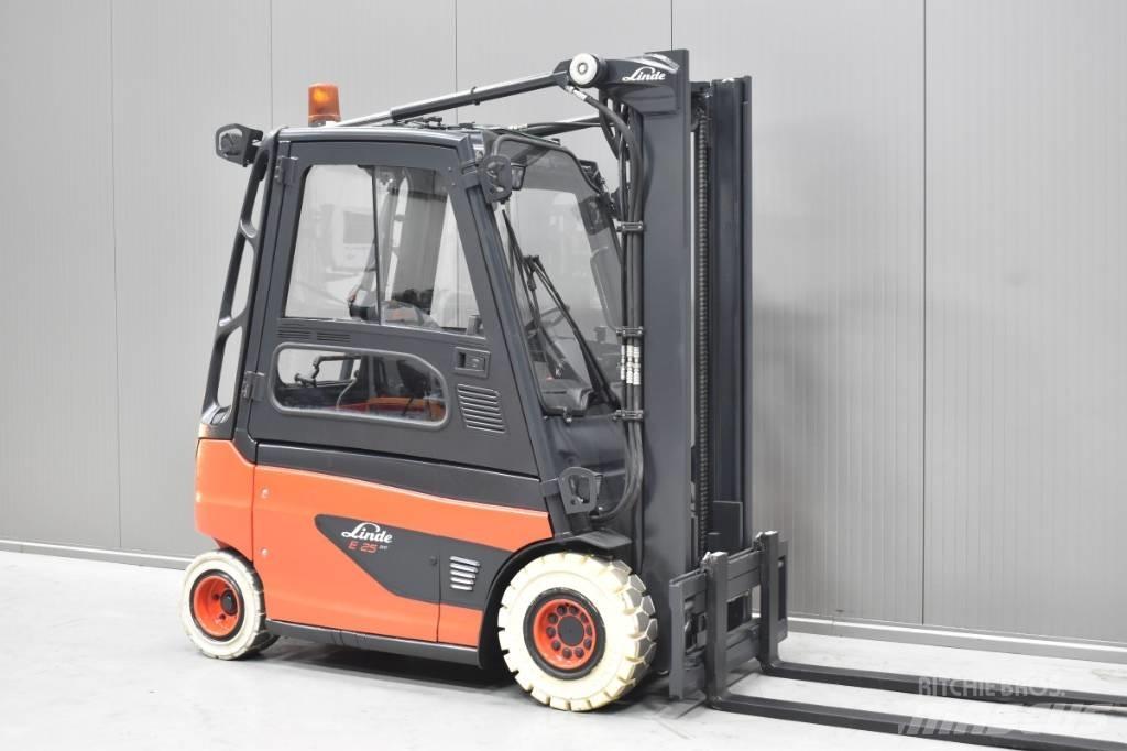 Linde E 25 Elektrostapler
