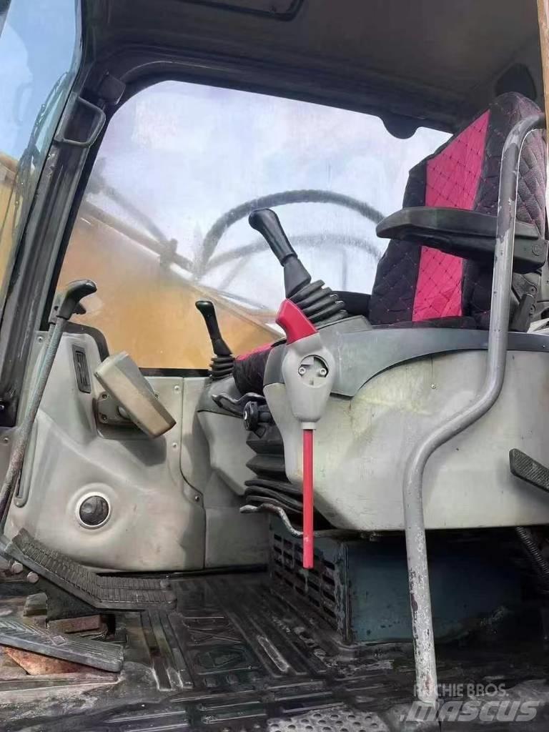 XCMG XE 215 DA Raupenbagger
