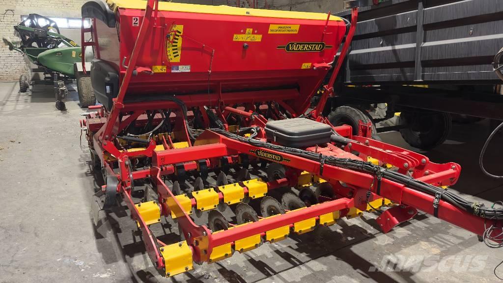 Väderstad Rapid300S Drillmaschinen