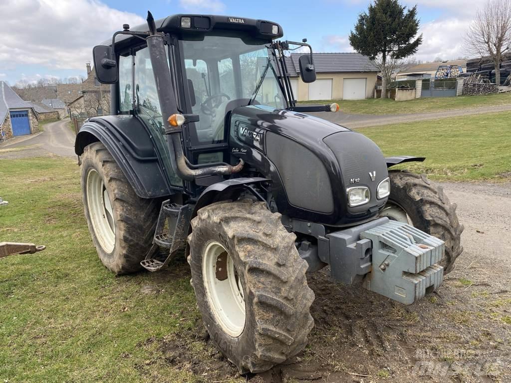 Valtra N92 HITECH Traktoren