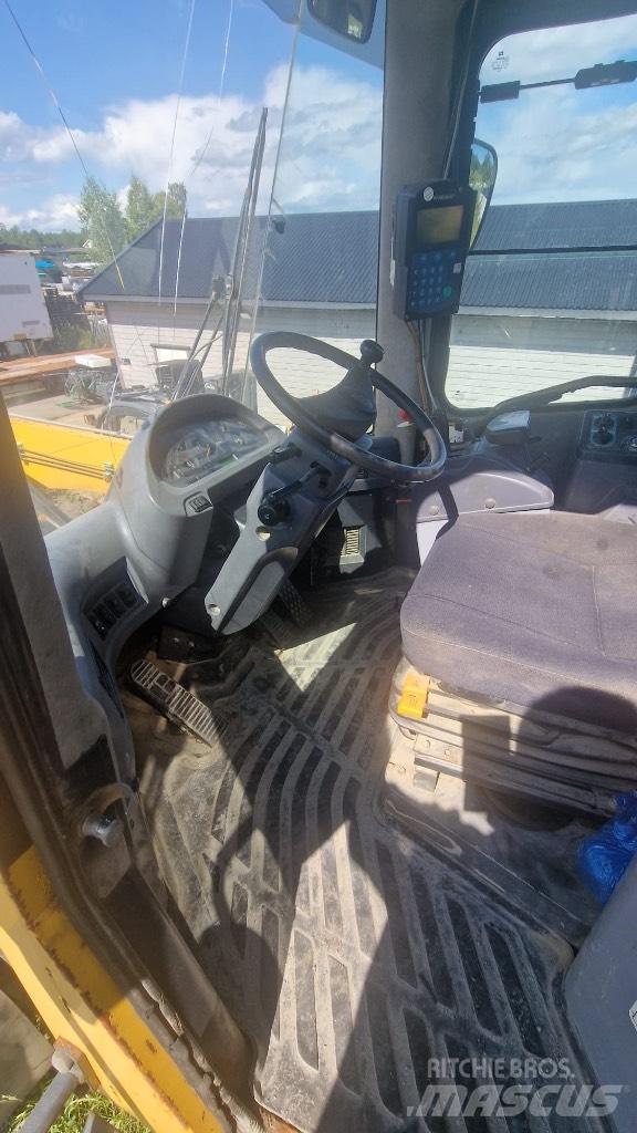 Komatsu WA 380 Radlader