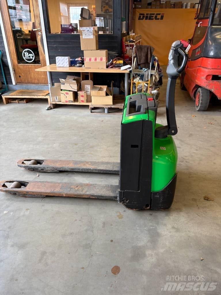 Cesab P 214 Niedergabelstapler