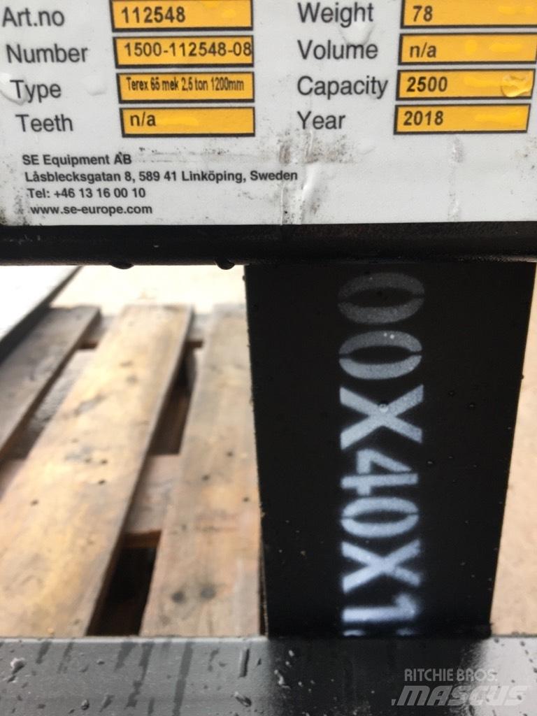  SE AB Terex TL65-80 Gabeln
