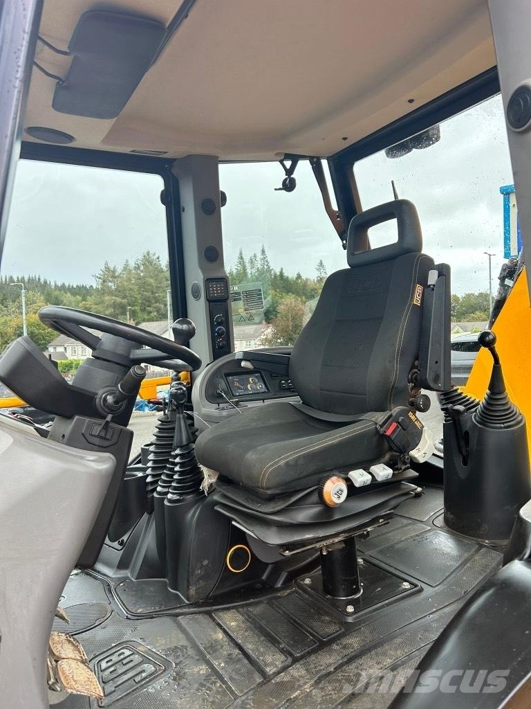 JCB 3CX 81kW / 108 BHP Baggerlader