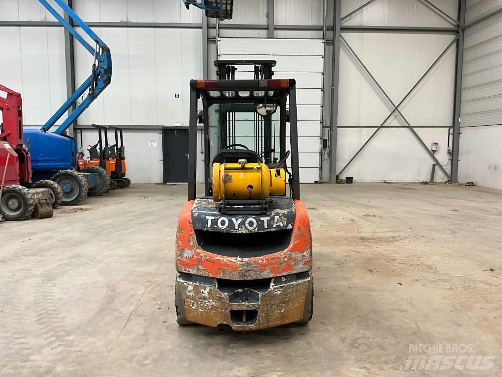 Toyota Tonero 30 Gasstapler