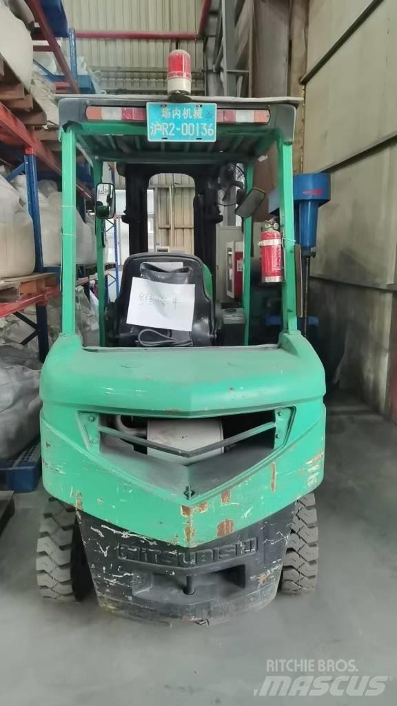 Mitsubishi FD 25 Dieselstapler
