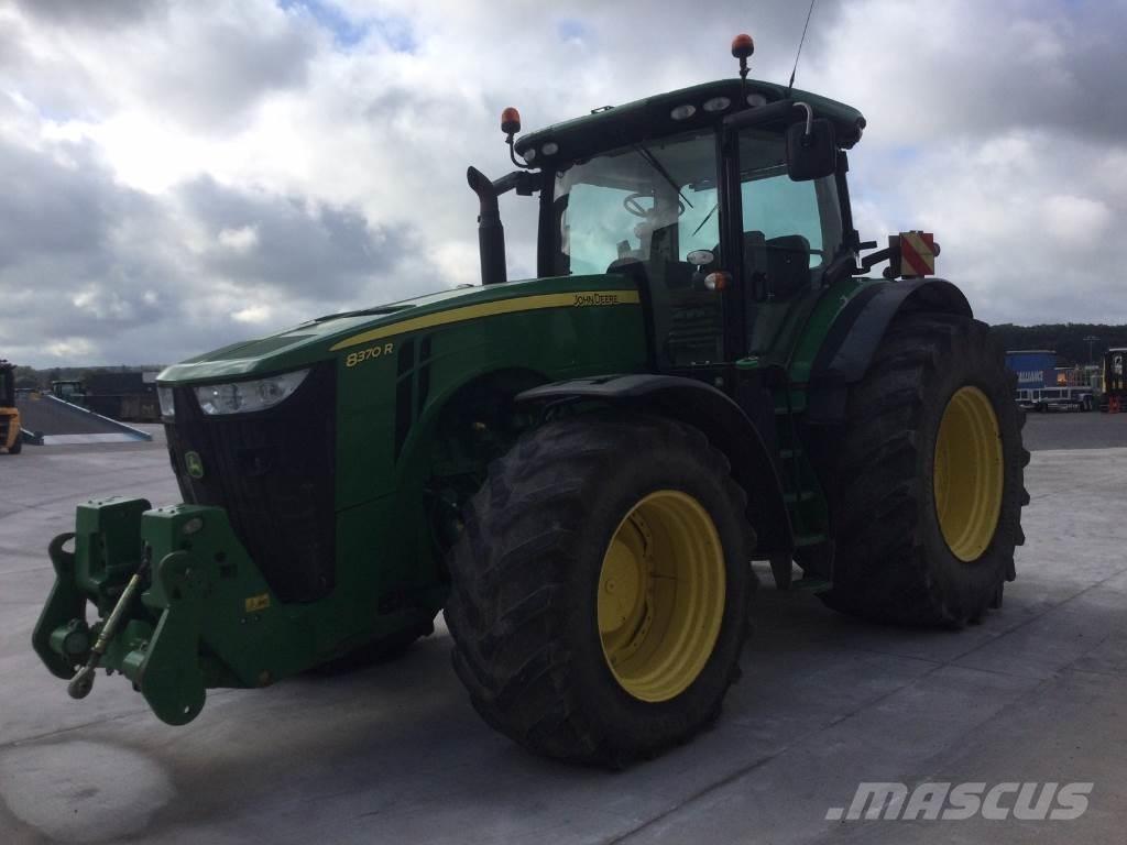 John Deere 8370R Traktoren