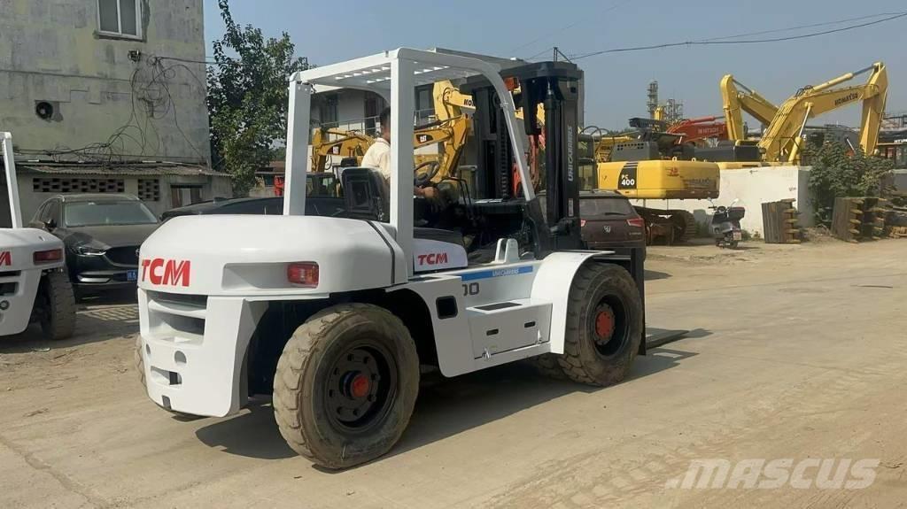 TCM FD 100 Z8 Teleskoplader