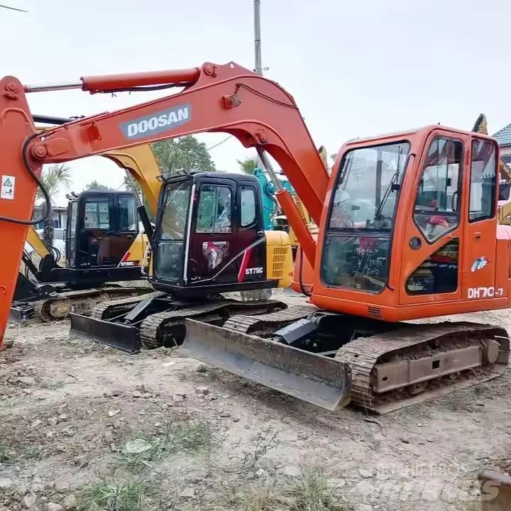 Doosan DH70-7 Raupenbagger
