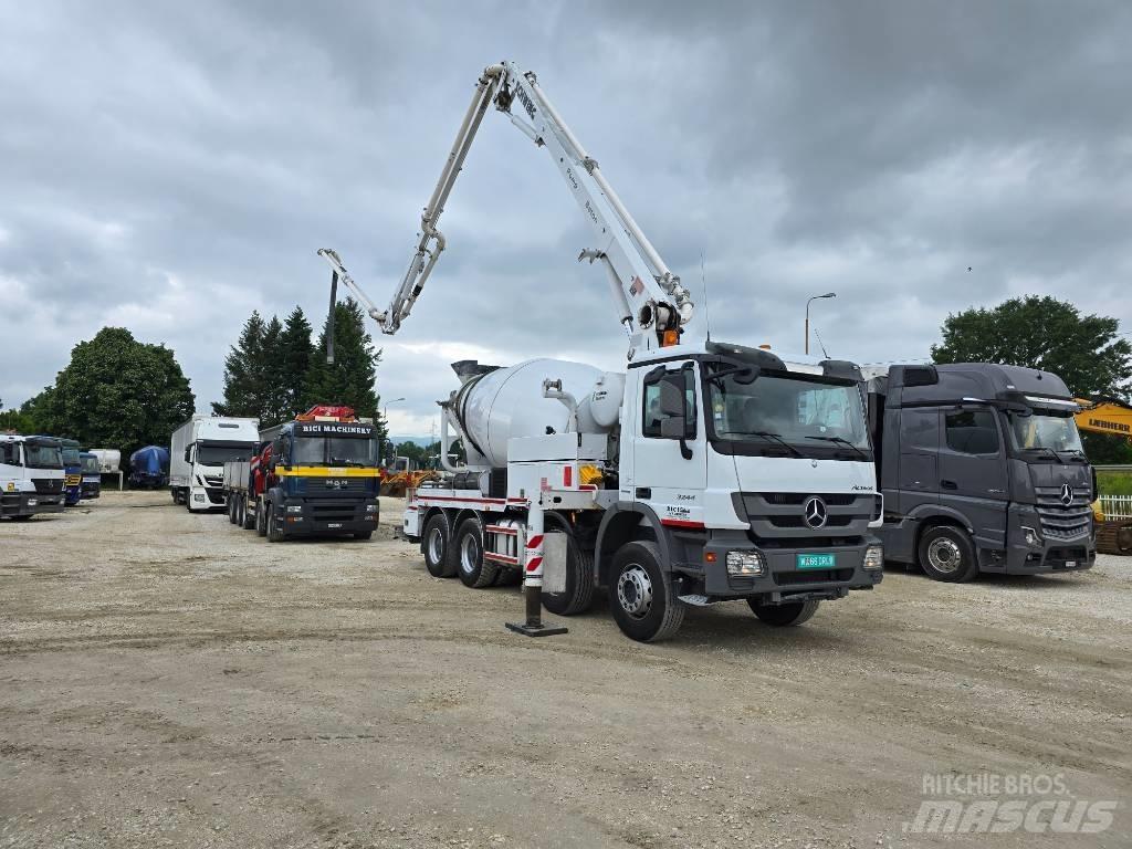 Mercedes-Benz 3244 Betonmischer