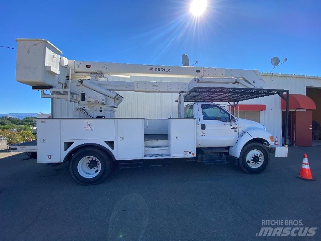 Ford F 750 SD LKW-Arbeitsbühnen